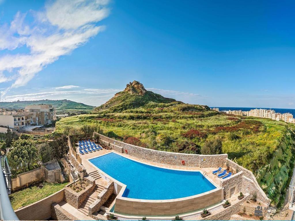 Your Room, Your Apartment, Your Shared Pool Marsalforn Dış mekan fotoğraf