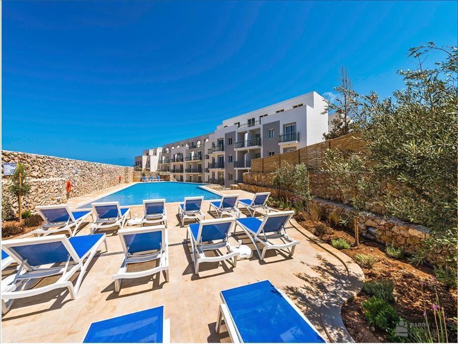 Your Room, Your Apartment, Your Shared Pool Marsalforn Dış mekan fotoğraf